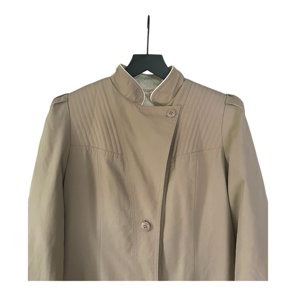 Windsor Bay Vintage 1980’s belted tan rain coat with zip out lining - Picture 6 of 16